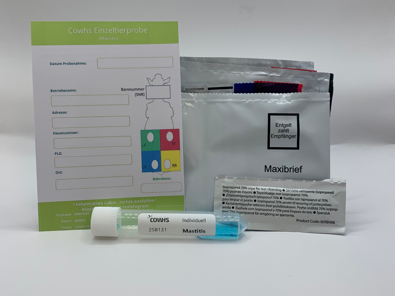 Mastitismonster individueel met formulier en monsterbuisje voor laboratoriumanalyse